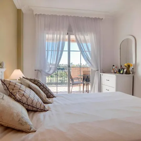 Sunny Terrace In Prestigious Golf Apartment